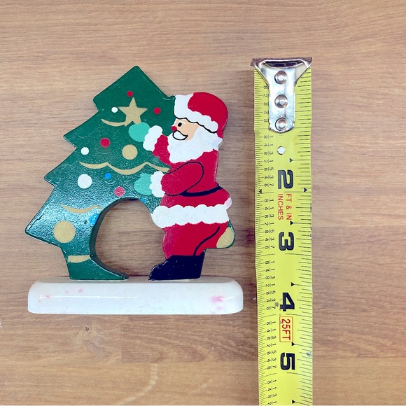 Vintage Christmas Santa Napkin Rings - Picture 6 of 7